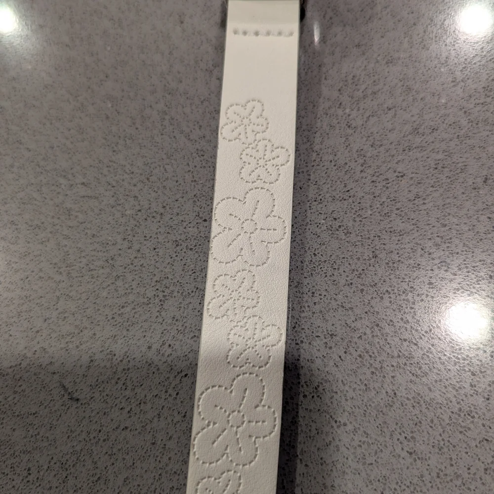 Madden Girl White Belt with Silver Buckle